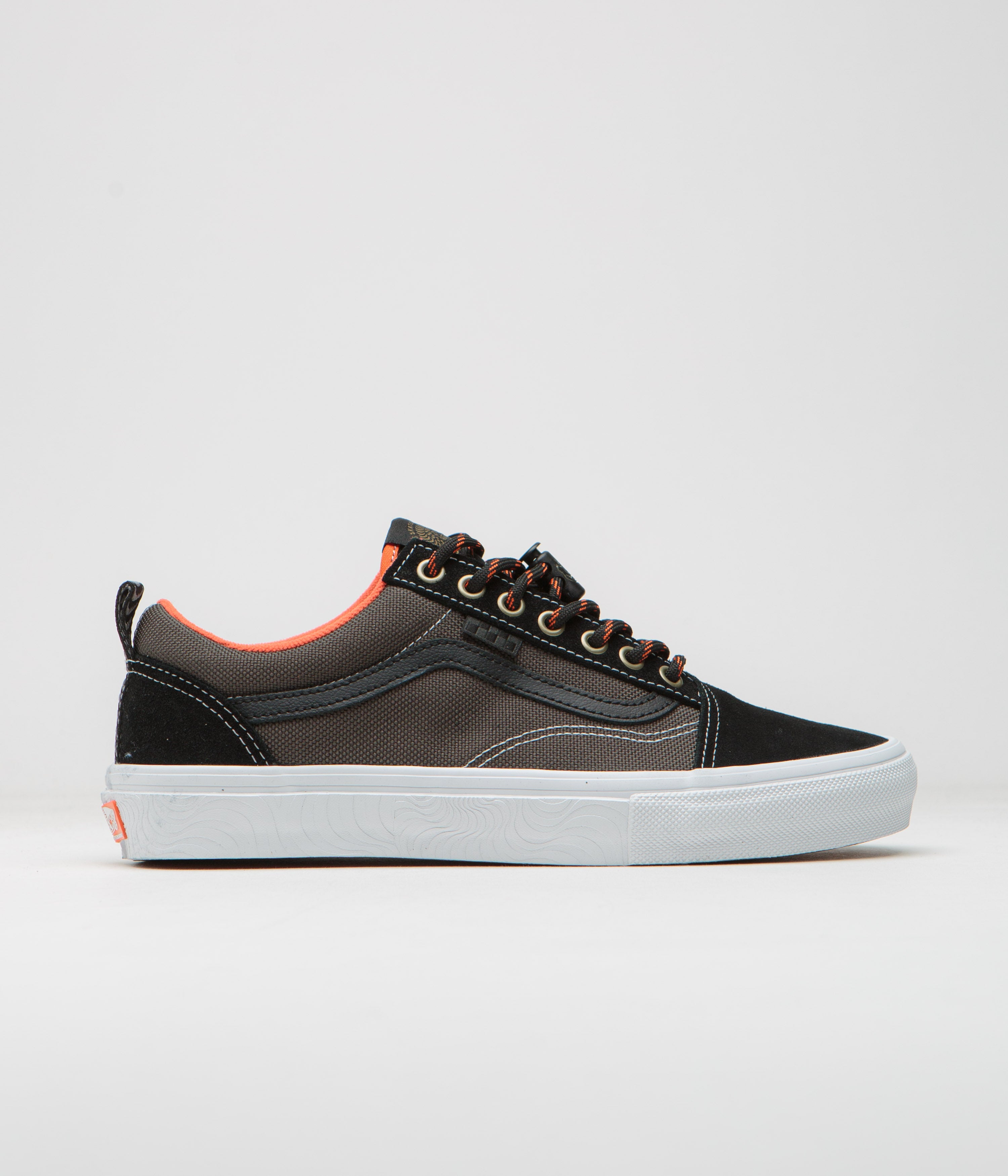 Vans old skool checkerboard skate best sale shoe multi