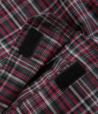 Yardsale Plaid Pullover Jacket - Black / Red