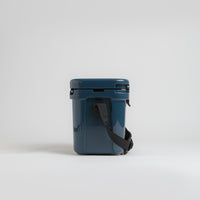 Yeti Roadie 15 Hard Cooler - Navy thumbnail