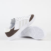 Adidas Tyshawn Low Shoes - FTWR White / Grey One / Gold Metallic thumbnail