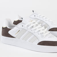 Adidas Tyshawn Low Shoes - FTWR White / Grey One / Gold Metallic thumbnail