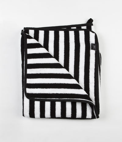 Finisterre Beach Towel - Humbug Stripe