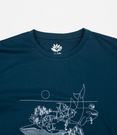 Magenta Whale T-Shirt - Navy