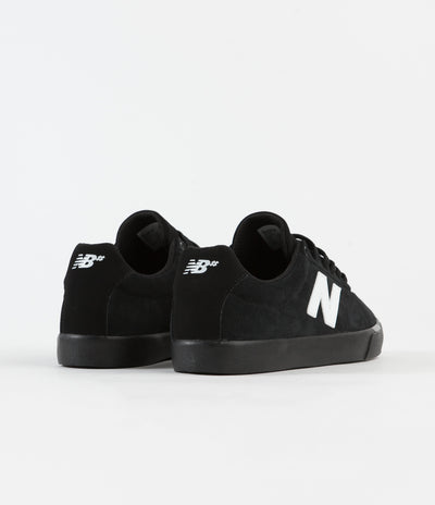 New Balance Numeric NM22 Shoes - Black / White