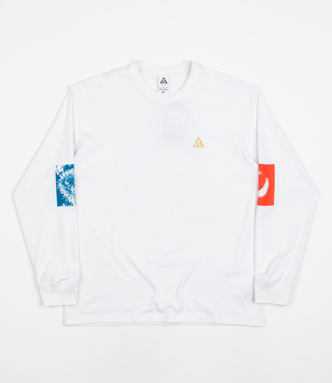 Nike ACG Cosmic Coast Long Sleeve T-Shirt - White | Flatspot