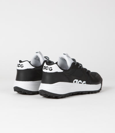 Nike ACG Lowcate Shoes - Black / White - Black - White