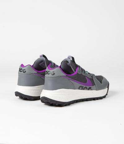 Nike ACG Lowcate Shoes - Smoke Grey / Dark Smoke Grey - Vivid Purple