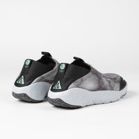 Nike ACG Moc 3.5 SE Shoes - Black / Green Glow - Black - Pure Platinum thumbnail