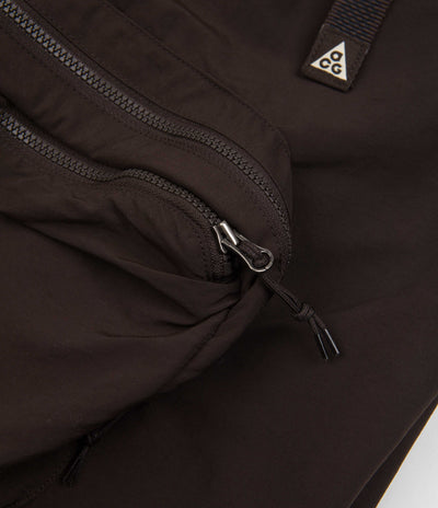 Nike ACG Snowgrass Cargo Shorts - Velvet Brown / Black / Sanddrift