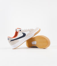 Nike SB Adversary Premium Shoes - White / Midnight Navy - Turf