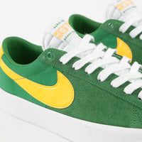 Nike SB Blazer Low Pro GT Shoes - Lucky Green / University Gold - Black - White thumbnail