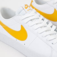 Nike SB Blazer Low Shoes - White / Mineral Gold thumbnail