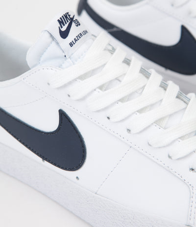 Nike SB Blazer Low Shoes - White / Obsidian