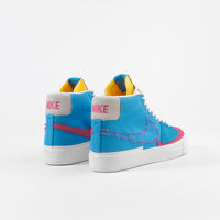 Nike SB Blazer Mid Edge Shoes - Laser Blue / Watermelon - University Gold thumbnail