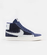 Nike SB Blazer Mid Premium Shoes - Mystic Navy / Sail - Sail - Gum Light Brown