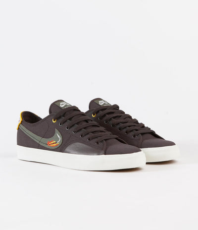 Nike SB Blazer Court DVDL Shoes - Baroque Brown / Medium Olive - Light Bone