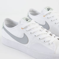 Nike SB Blazer Court DVDL Shoes - White / Wolf Grey - White - Barely Green thumbnail