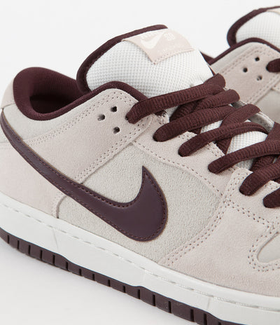 Nike SB Dunk Low Pro Shoes - Desert Sand / Mahogany - Summit White