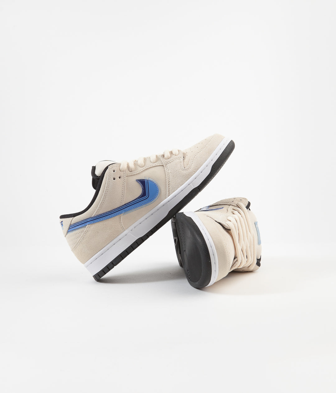 Nike SB Dunk Low Pro Shoes - Light Cream / Deep Royal Blue | Flatspot