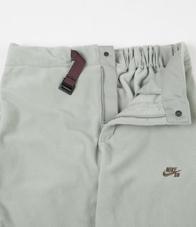 Nike SB Novelty Fleece Pants - Jade Horizon / Medium Olive