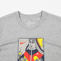 Nike SB Queen Card T-Shirt - Dark Grey Heather / Habanero Red thumbnail