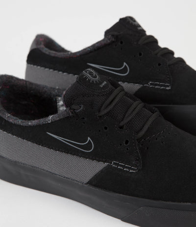 Nike SB Shane Premium Shoes - Black / Smoke Grey - Iron Grey - Black