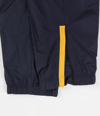 Nike SB Shield Swoosh Track Pants Obsidian Dark Sulfur Dark Sulf Flatspot