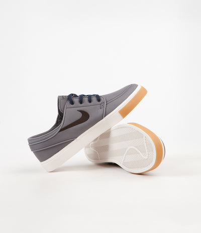 Nike SB Stefan Janoski Shoes - Gunsmoke / Velvet Brown - Burgundy Crush