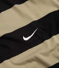 Nike stripe outlet