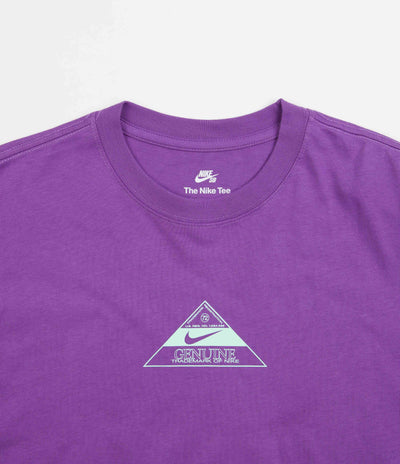 Nike SB Trademark 72 T-Shirt - Action Grape