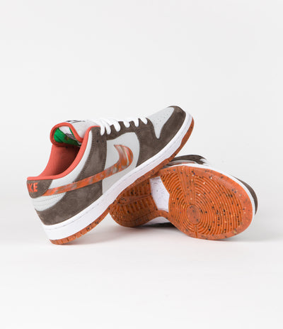 Nike SB x Crushed DC Dunk Low Pro Shoes - Olive Grey / Manta Orange - Rattan