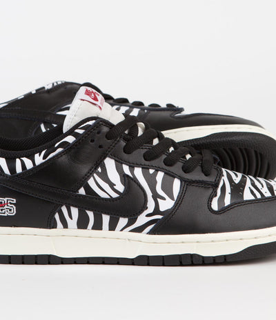 Nike SB x Quartersnacks Dunk Low OG Shoes - Black / White