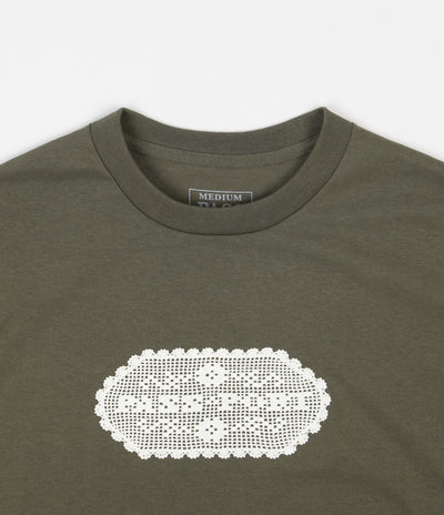 Pass Port Doily Dancer T-Shirt - Military Green