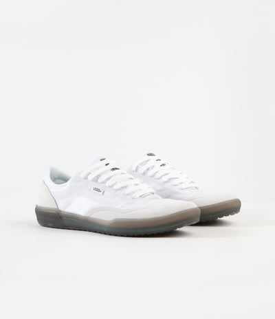 Vans AVE Pro Shoes - White / Smoke