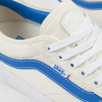 Vans Chima Pro Centre Court Shoes - Classic White / Victoria Blue thumbnail