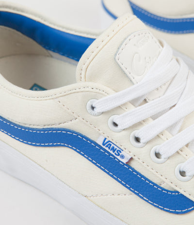 Vans Chima Pro Centre Court Shoes - Classic White / Victoria Blue