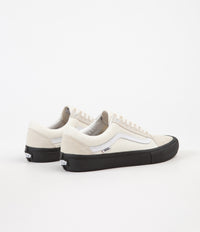 Vans Old Skool Pro Shoes - Classic White / Black | Flatspot