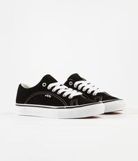 Vans lampin on sale black and white