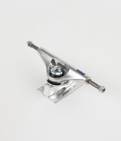 Venture 5.25 V Light Low Youness Bella Truck - Silver